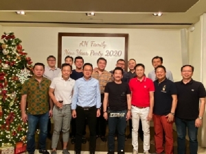 ชมรมนักธุรกิจทายาทรุ่น 2 เลี้ยงสังสรรค์