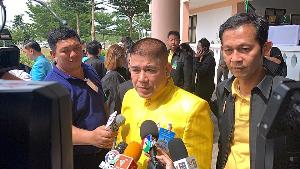 "ธรรมนัส" ปัดทะเลาะหรือโกรธ "น้องเอ๋" ปมแชตหลุด รับเห็นใจแต่ยึดกฎหมาย