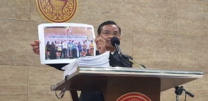 "นิพิฏฐ์" ชี้ "ฉลอง" ปมเสียบบัตรแทนผิดอาญาหรือไม่ ต้องสู้ในศาลเรื่องรู้เห็นเป็นใจ