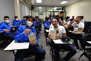 "ฉลามชล" กลับไทยหลังลุยซ้อมที่จีน ดูอาการ 14 วัน เฝ้าระวัง "ไวรัสโคโรน่า"