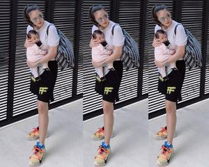 น่ารักแพ็กคู่ “เจนี่” สวยสดใสกระเตงลูกแนบอก