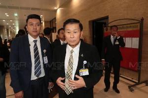 “เสรีพิศุทธ์” ตั้งคำถามที่มาศาล รธน. หลังถูกตีตกคำร้องพรรคเสรีรวมไทยเรื่องเสียบบัตรแทน