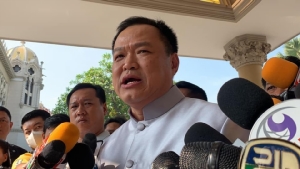 "อนุทิน" พร้อมตอบศึกซักฟอก "ไวรัสโคโรนา" วอนหยุดสร้างข่าวปลอมหวังทำลายการเมือง
