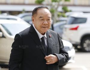 "ประวิตร" แจง ไม่ได้อยู่บ้านหลวง เพียงแต่ใช้เป็นมูลนิธิป่ารอยต่อฯ