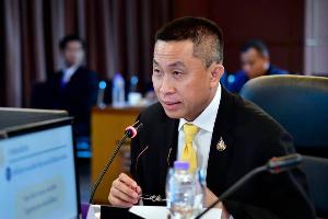 ศักดิ์สยาม” พอใจทดลองติดเครื่องฟอกอากาศเคลื่อนที่บนรถเมล์ ขสมก. ช่วยลดค่าฝุ่น PM 2.5 จ่อติดเพิ่มครบ 3,000 คัน