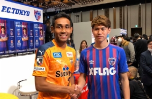 "ธีรศิลป์" โคตรฟิต วิ่งเร็วสุดในทีม "ชิมิสุ เอส-พัลส์" ลุ้นประเดิมนัดแรกเจลีก