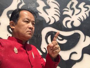 “พี่ศรี” เร่ง กกต.ฟันอาญา “ธนาธร-กก.บห.อนาคตใหม่” บริจาคเงินเกิน กม.กำหนด