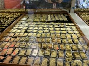 ทองคำพุ่งแรง ปรับขึ้นวันเดียว 750 บาท