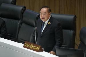 “บิ๊กป้อม” แจงไม่เกี่ยวจัดหาเรือดำน้ำและรถถัง เป็นความต้องการเหล่าทัพ