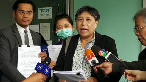 มูลนิธิเพื่อผู้บริโภคฟ้องเพิกถอนต่อสัญญาทางด่วน