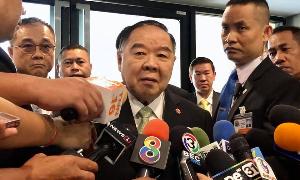 “บิ๊กป้อม” ปัดเหตุพบระเบิดลาดพร้าวโยงการเมือง ชี้ “คนป่วยจิตเวช” วางระเบิดปลอม