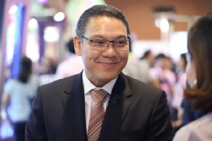 "คลัง" ยันแจกเงินแสนล้านสู้ภัยโควิด ไม่ใช่การใช้จ่ายแบบสุรุ่ยสุร่าย