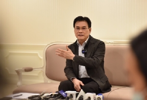 จุรินทร์ สั่งคุมเข้มหน้ากากอนามัย ผนึกก.สาธารณสุขกระจายให้โรงพยาบาลทุกสังกัด