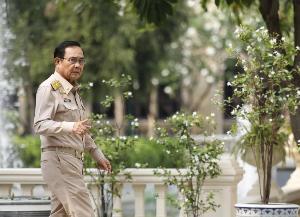 “ประยุทธ์” แถลงออกจอ 6 โมงเย็น จ่อถกปิด ร.ร.-กวดวิชา “อนุทิน” ยันไม่มีปิดประเทศ