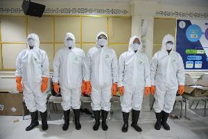 “อัศวิน” รับมอบชุด PPE ส่งต่อเจ้าหน้าที่ใช้สอบสวนโรคให้ปลอดภัยจากเชื้อโควิด-19