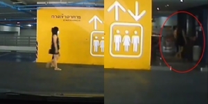 กล้องจับภาพ 2 สาว ใช้เท้ากดเรียกลิฟต์ในลานจอดรถห้างสรรพสินค้า