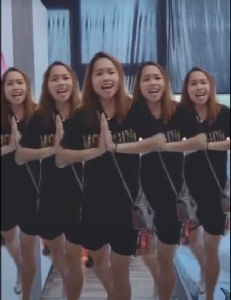 "เมย์" ออกสเต็ปช่วงเก็บตัว คัฟเวอร์ "เจน-นุ่น-โบว์ ซูเปอร์วาเลนไทน์"