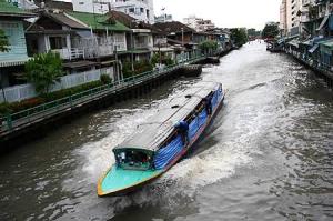 “อธิรัฐ” สั่งเบรกขึ้นค่าโดยสาร “เรือแสนแสบ”