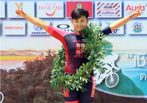 สองล้อหนุน “สตรีไทย” ก้าวสู่เวทีโลก - “ปั่นในบ้าน ต้านโควิด” บู๊มันส์ “ธนาคาร-จุฑาธิป” คว้าแชมป์