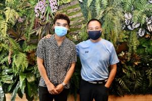 สมยศ อุดหนุนกาแฟ-พร้อมมอบเงินขวัญถุง "พีรดนย์"