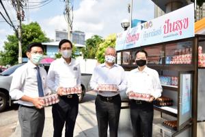 “พาณิชย์” เปิด “ตู้พาณิชย์ปันสุข” นำสินค้าจำเป็นใส่ช่วยเหลือประชาชน