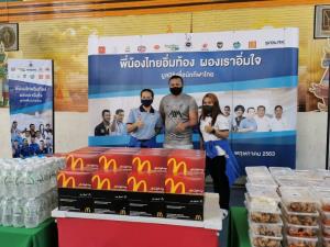 3 ฮีโร่โอลิมปิกเกมส์&amp;#8203; นำทีมมอบอาหาร 300 ชุด ช่วยผู้ได้รับผลกระทบโควิด