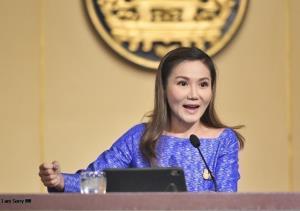 รัฐบาลปัดต่อ พ.ร.ก.ฉุกเฉิน เพื่อความมั่นคง ย้ำยังไม่มีวัคซีนต้องเข้มงวดต่อ