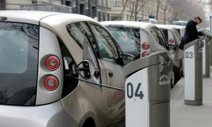 ฝรั่งเศส เล็งเป้า “ผู้นำผลิตรถยนต์อีวีในภูมิภาคยุโรป”