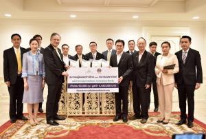 สมาคมผู้ส่งออกข้าวไทยมอบข้าวสาร 50,000 ถุงให้ “พาณิชย์” นำส่งต่อช่วยประชาชนช่วงโควิด-19