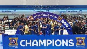 “โต๊ะเล็กสโมสรอาเซียน” ดีเดย์ฟาดแข้ง 2-7 ธ.ค.นี้ / ทัวร์นาเมนต์ทีมชาติฟาดแข้งปีหน้า