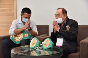 อัจฉริยะ ได้โอกาสป้องแชมป์ WBC Asia