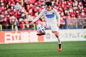 “ชนาธิป” ลง 1 ชม. “คอนซาโดเล่” บุกตบ “คาชิม่า” ถึงถิ่น 2-0 เก็บชัย 2 เกมรวด