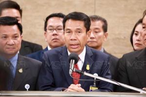 วิปฝ่ายค้านเตรียมกระทู้ถามสด ปล่อยต่างชาติติดโควิด-19 เข้าประเทศ