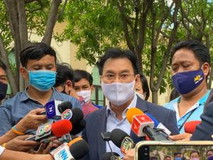 “จุรินทร์” ชี้ปรับ ครม.ต้องเริ่มที่ “บิ๊กตู่” แต่ยังไม่มีสัญญาณ ยันเหนียวแน่นกับรัฐบาล