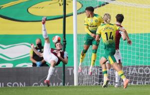 “นอริช” เจอ 2 แดง พ่าย 0-2 “เบิร์นลีย์” ยื้อความหวังลุยยุโรป