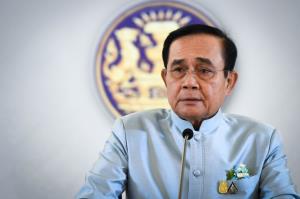 นายกฯ เผย ในหลวง-ราชินี ทรงห่วง ปชช.น้ำท่วม ให้จิตอาสาตั้งโรงครัวพระราชทานดูแล