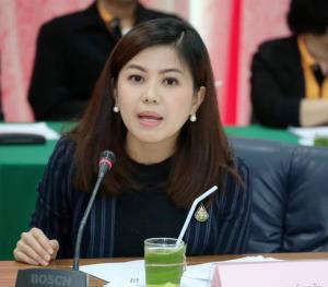 “ทิพานัน” ย้ำ กมธ.รับฟังความเห็น นศ. เช็กบิล “ป๊อก-ช่อ-พิธา” โหนข้อเรียกร้อง 10 ข้อ