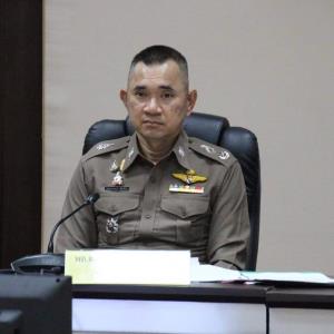 บช.น.จ่อหมายเรียก 15 ผู้ชุมนุม “บิ๊กเปีย” ชี้นักเรียนชู 3 นิ้วไม่ผิด