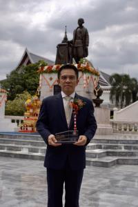 ผอ.GISTDA รับรางวัลศิษย์เก่าดีเด่นพระจอมเกล้าฯ ลาดกระบัง