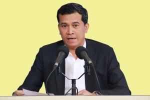 “เชาว์” สวน FB อ้างสิทธิเล่นงานรัฐบาล ทั้งที่ตัวเองละเมิดสิทธิผู้ใช้ทุกวัน จี้เคารพ กม.ไทย