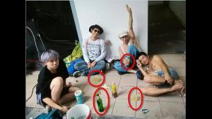 เผยภาพนักร้องหนุ่ม “แอมมี่” ตั้งวงดื่มกับเพื่อนก่อนก่อเหตุสาดสีใส่ตำรวจ