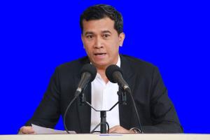 “เชาว์” ฉะ “มีชัย” เขียน รธน.อุทธรณ์คดีทุจริตย้อนแย้ง จี้รับผิดชอบ “เทพไท” ชนะคดีแต่พ้น ส.ส.