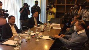 อดีต ปธ.สภา-วุฒิฯ หนุนแก้ ม.272 ตั้ง ส.ส.ร. “วันนอร์” จี้นายกฯ ลาออก หวั่นซ้ำรอย 2 จอมพล