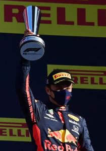 (คลิป) วินาที “อัลบอน” นักแข่งไทยคนแรกขึ้นโพเดียม F1 ที่อิตาลี