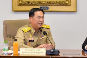 “เสี่ยแฮงค์” มองแค่ข่าวลือสลับเก้าอี้ รมต.พปชร. ยันไม่มีการพูดคุย