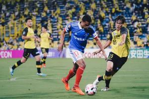 "มารินอส" ไร้ชื่อธีราทร! ได้แค่เจ๊า สากัน โทสุ 1-1