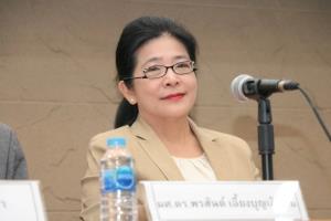 "สุดารัตน์" มั่นใจ “เพื่อไทย” เมิน “รัฐบาลแห่งชาติ” ยันข่าว “หญิงอ้อ” คุมพรรคไม่จริง