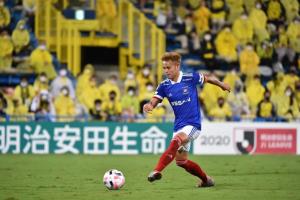 "โก๋อุ้ม" คัมแบ็กเต็มเกม แต่ “มารินอส” พ่ายโกเบ คาบ้าน 2-3