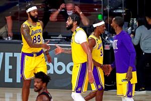 "เลเกอร์ส" จ่อแชมป์ NBA สมัย 17 "เดวิส" ส่อง 3 คะแนน ตอกฝาโลงไมอามี
