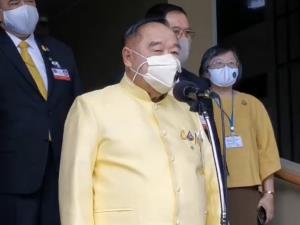“บิ๊กป้อม” ชี้การ์ดทหารกระทืบตำรวจเรื่องส่วนตัว ไร้ปัญหา ย้ำ ทส.กำลังสอบเก้งเผือกหาย